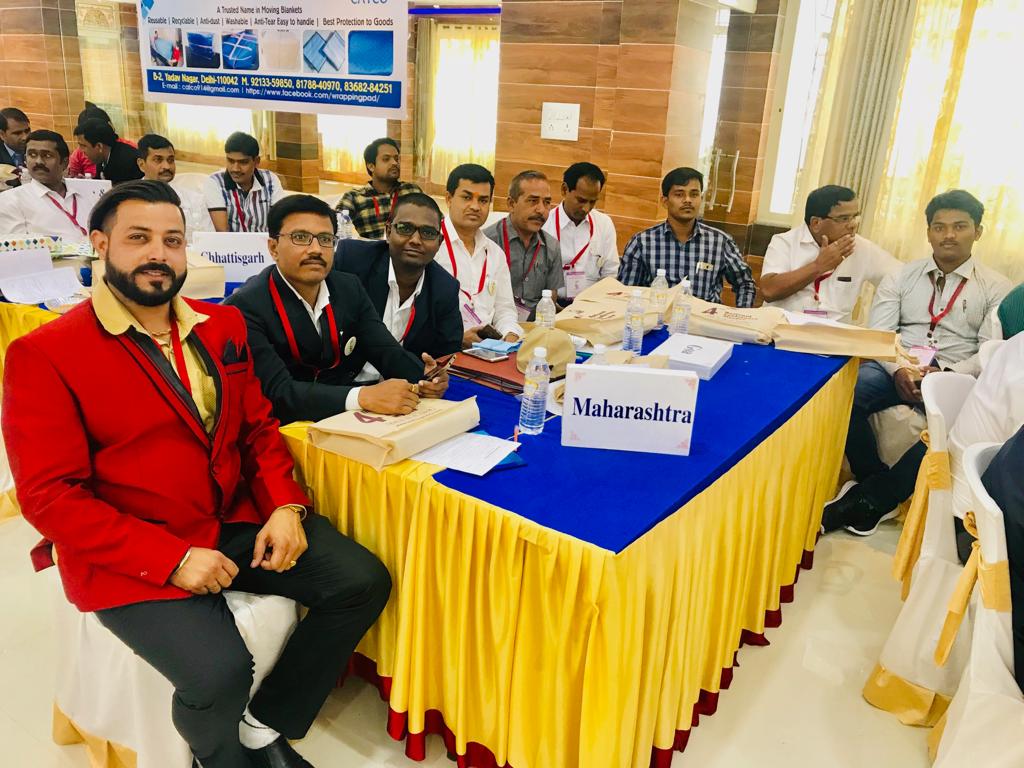 With Maharashtra Team Members Of Shiftingwaley